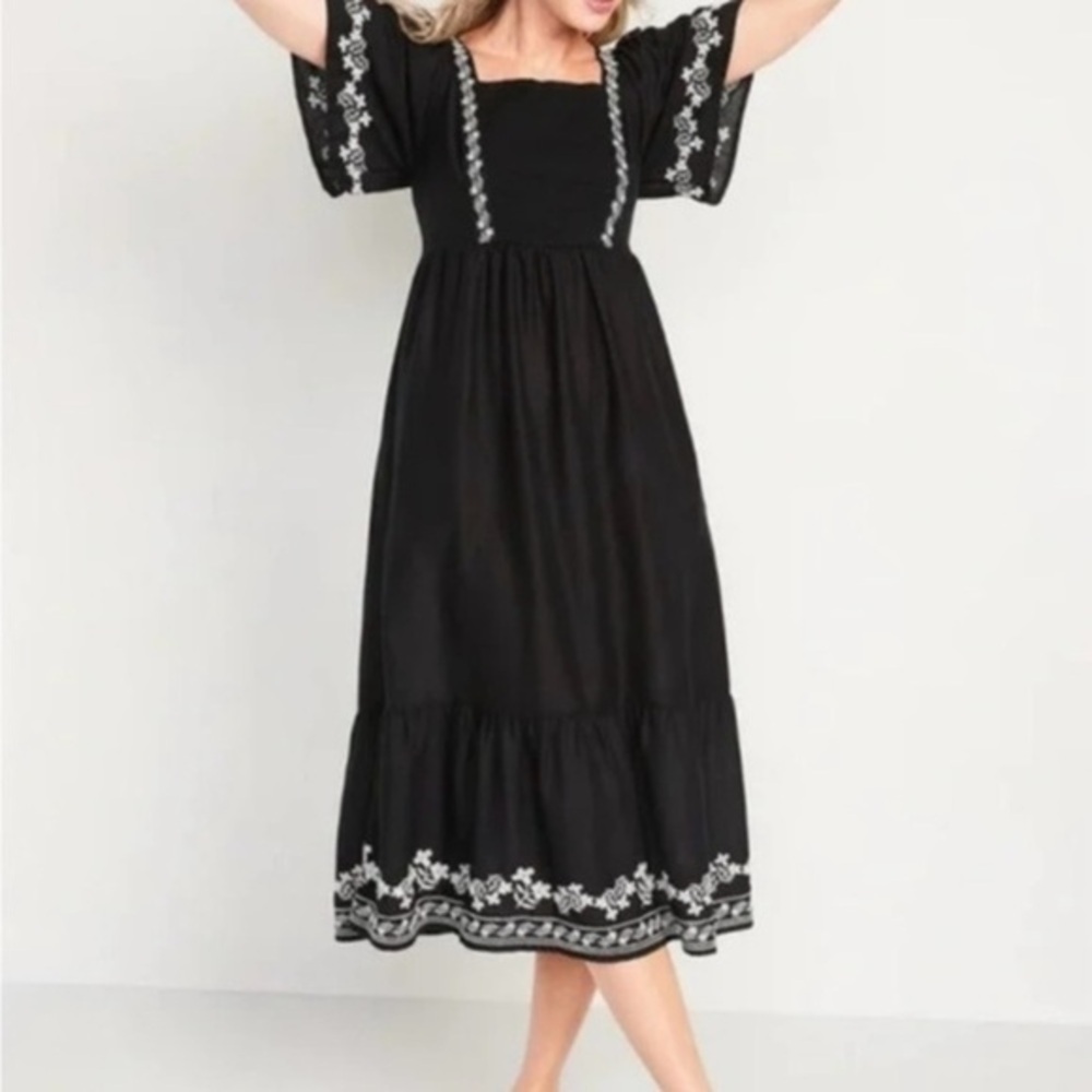 Old Navy Black Midi Dress with White Embroidery - Picture 2 of 5